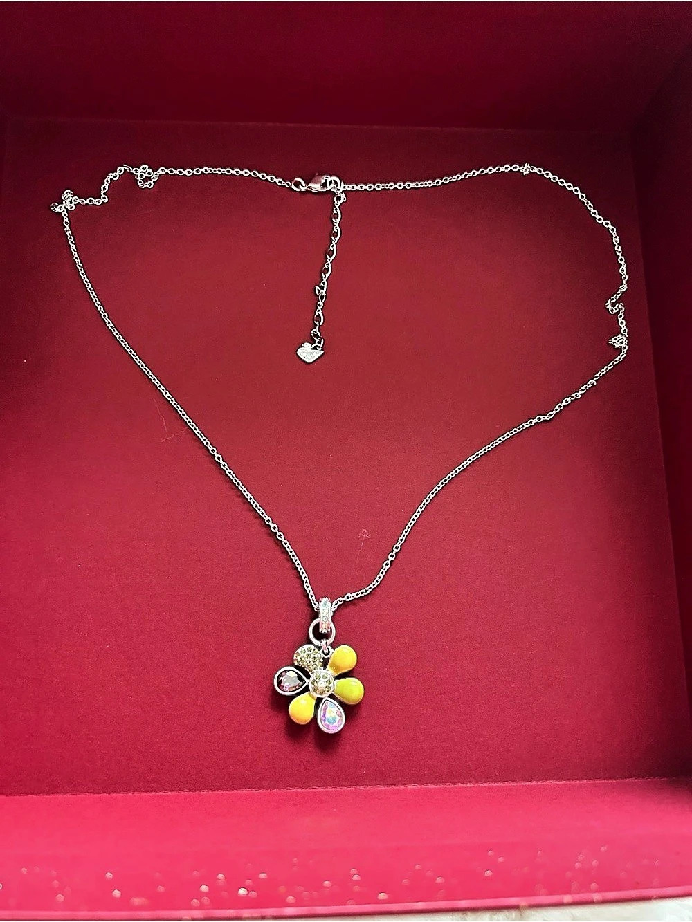 Swarovski Eternal Flower Daisy Pendant Necklace Silver & Yellow